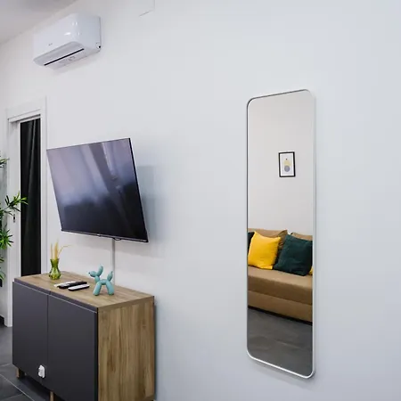 Tommaseo Seaside Apartman *
